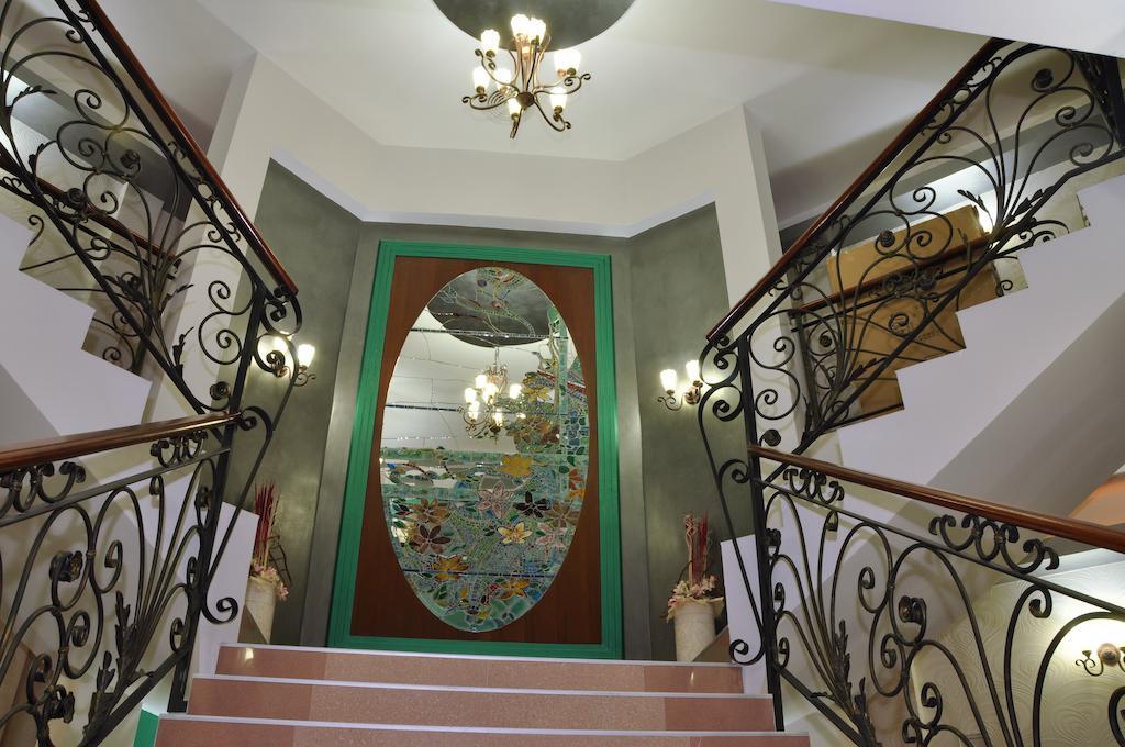 Hotel Botika คราลเยโว ภายนอก รูปภาพ