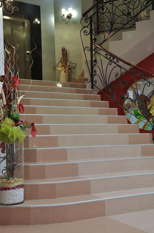 Hotel Botika คราลเยโว ภายนอก รูปภาพ